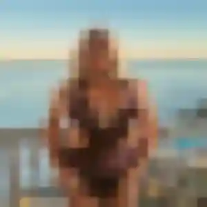 Emmanuelle (35 ans) à Nesle cherche un plan cul ce soir