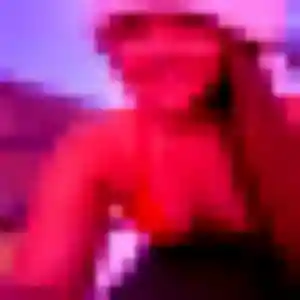 Kim, 23 ans, en ligne à Nesle pour un plan cul