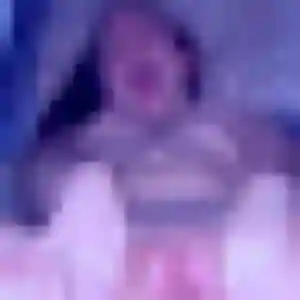 Nadine (24 ans) à Neuillé propose un plan cul rapidement