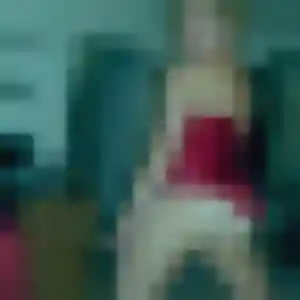 Olivia, 25 ans, dispo pour plan cul à Névez