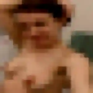 Jolie Bertille, 27 ans à Néville - la contacter