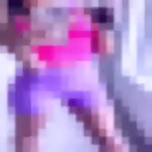 Charmante Leila, 27 ans à Nort-sur-Erdre - voir sa photo