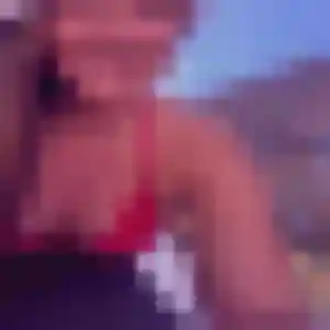 Eleonore (27 ans) à Noyal-Châtillon-sur-Seiche attend un plan cul rapidement