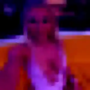 Contacte Ingrid, 26 ans à Osny gratuitement