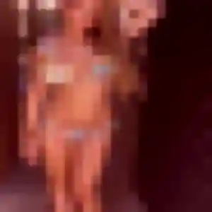 Priscilla, 27 ans, connectée à Paslières pour une rencontre coquine