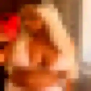 Giulia, 41 ans, dispo pour plan cul à Péault