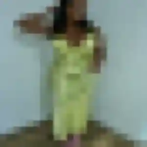 Nadine, 26 ans, dispo pour plan cul à Périgneux