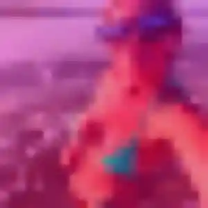Severine, 23 ans, connectée à Périgny pour une rencontre coquine