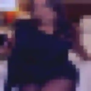 plan cul à Peyriac-de-Mer : photo de Adeline, 35 ans - sans engagement