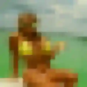 Sexy Celia, 24 ans à Piolenc - voir sa photo