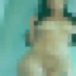 plan cul à Plouha : photo de Zineb, 24 ans - accès libre