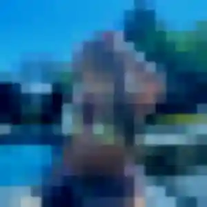 Inaya, fille de 22 ans veut plan cul à Plouvien