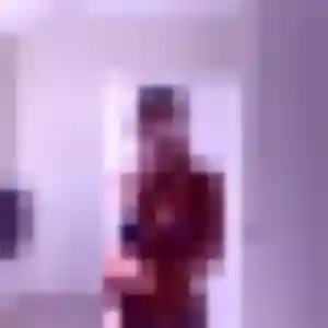 Barbara, 24 ans, dispo pour plan cul à Pludual