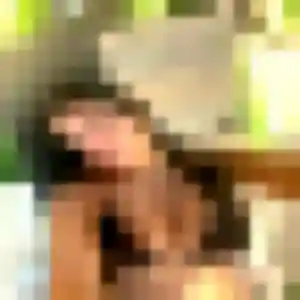 Charmante Christine, 23 ans à Pompignan - la contacter