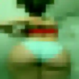 Odette, femme de 38 ans propose plan cul à Ponthoile