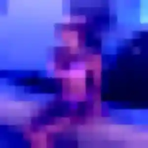 Belle Charline, 22 ans à Port - découvrir son profil