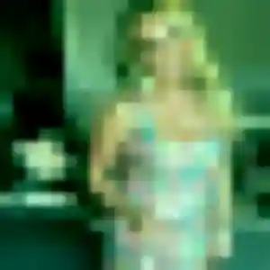 plan cul à Poulx : profil de Khadija, 29 ans - accès libre