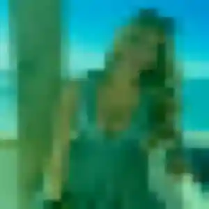 Rebecca, 29 ans, en ligne à Poulx pour une rencontre coquine