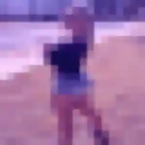Photo privée de Leila, 27 ans à Pressagny-l'Orgueilleux - rencontre coquine