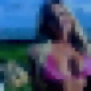 Contacte Clotilde, 32 ans à Renescure en privé