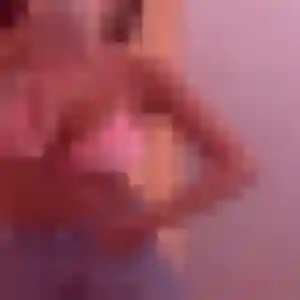 Contacte Flore, 43 ans à Renescure en t'inscrivant