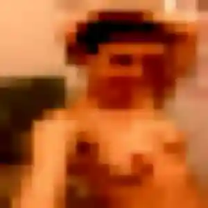 Alexandra, femme de 40 ans propose plan cul à Roannes-Saint-Mary