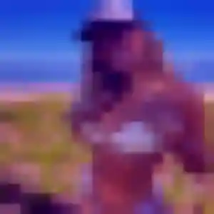 Djamila, 22 ans, connectée à Robecq pour une rencontre coquine