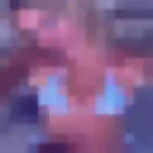 Flavia (24 ans) à Rontignon cherche un plan cul maintenant