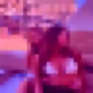Photo de Vinciane à Roppe (29 ans) - plan cul discret