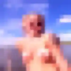 Delia de Roques, 35 ans - plan cul en toute liberté