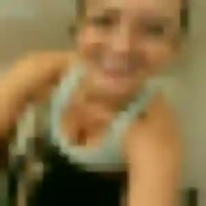 Augustine, fille de 40 ans veut plan cul à Rospez