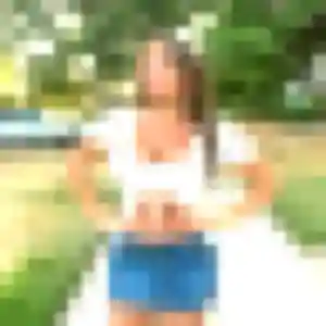 Louisa, 23 ans, dispo pour plan cul à Rousson