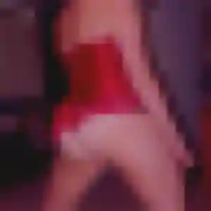 Naomi (36 ans) à Sail-sous-Couzan attend une rencontre maintenant