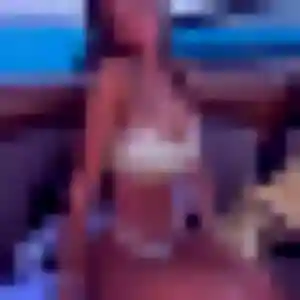 Jolie Suzanne, 35 ans à Saint-Fargeau-Ponthierry - voir sa photo