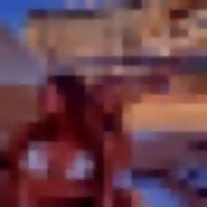 Rencontre Brune, 32 ans à Saint-Genès-Champanelle en privé