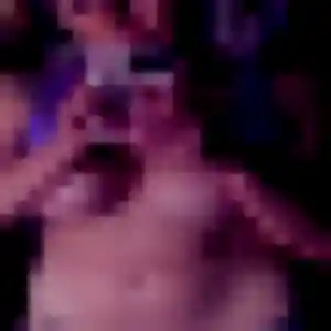 Penelope, 30 ans, connectée à Saint-Germain-Laprade pour un plan cul