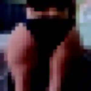 Caroline, femme de 31 ans veut plan cul à Saint-Julien-lès-Metz