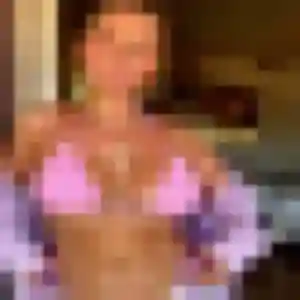 Laure, 41 ans, en ligne à Saint-Péray pour un plan cul