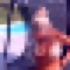 Photo de Prisca à Saint-Rémy-du-Plain (36 ans) - plan cul anonyme