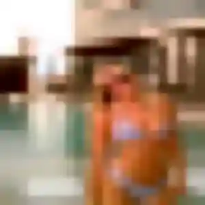 Photo exclusive de Elvire, 37 ans à Saint-Symphorien-de-Lay - plan discret