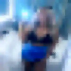 Dina, 27 ans, dispo pour plan cul à Saint-Thurien