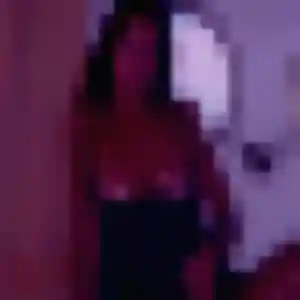 plan cul à Sainte-Anastasie : profil de Flavie, 37 ans - sans engagement