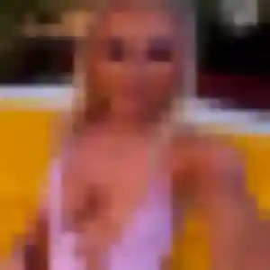 Cecile, femme de 24 ans propose plan cul à Sainte-Aulde
