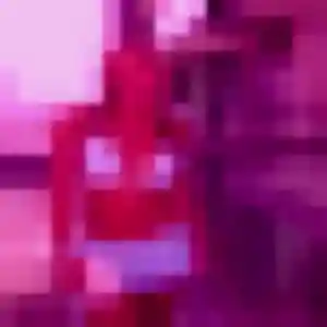 Laurence (28 ans) à Sainte-Florine cherche une rencontre ce soir