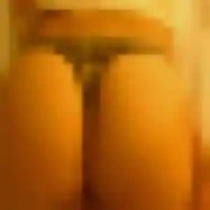 Lou-Anne, 30 ans, en ligne à Sainte-Foy-d'Aigrefeuille pour un plan cul