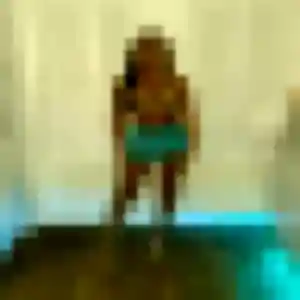 Belle Nelly, 41 ans à Sainte-Marthe - voir sa photo