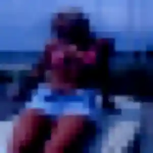 Janine, 38 ans, disponible à Salignac pour une rencontre coquine