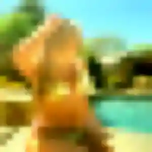 Debora, 38 ans, disponible à Salmiech pour une rencontre coquine