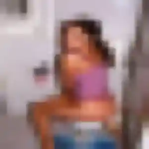 Constance, femme de 30 ans propose plan cul à Sarras