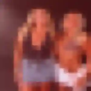Contacte Nora, 24 ans à Sarreinsming en privé